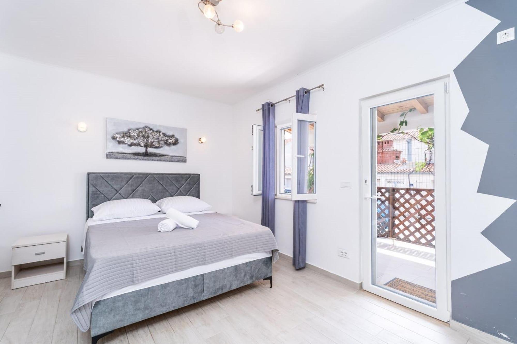 Studio Apartment Feather Dubrovnik Exterior photo